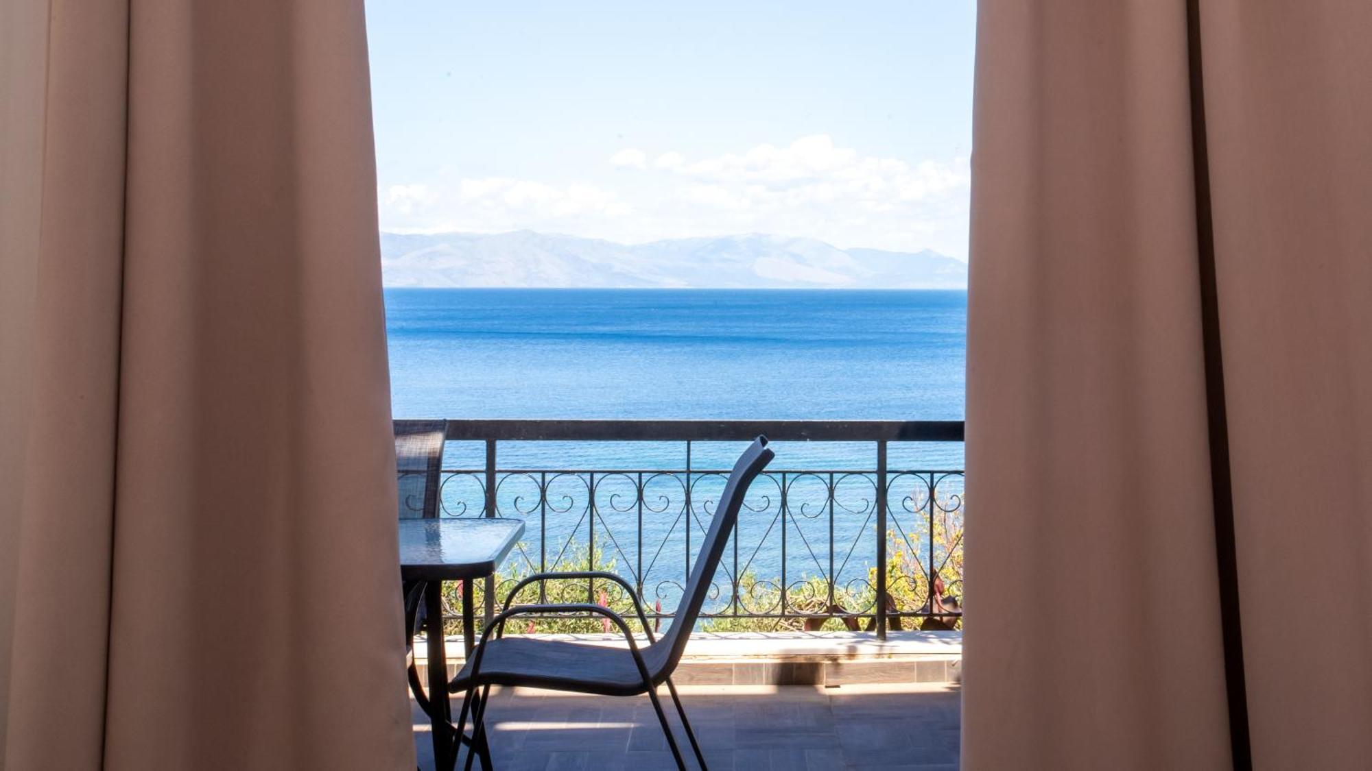 Ionian Kaizer Boutique Apartamento Achílleion Exterior foto